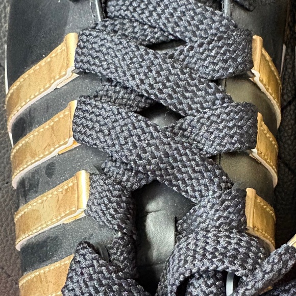 K-Swiss Sneakers (NWT) - Picture 3 of 12